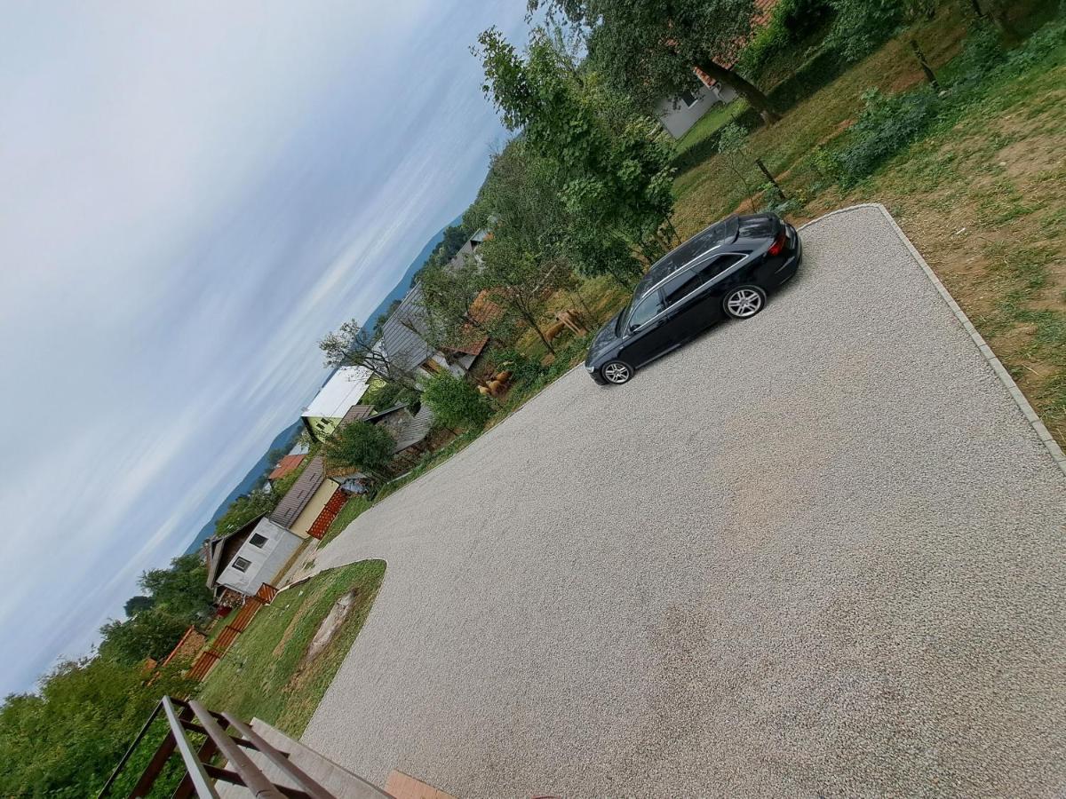 Apartman Lynx On Lake Sabljaci Ogulin Exterior photo